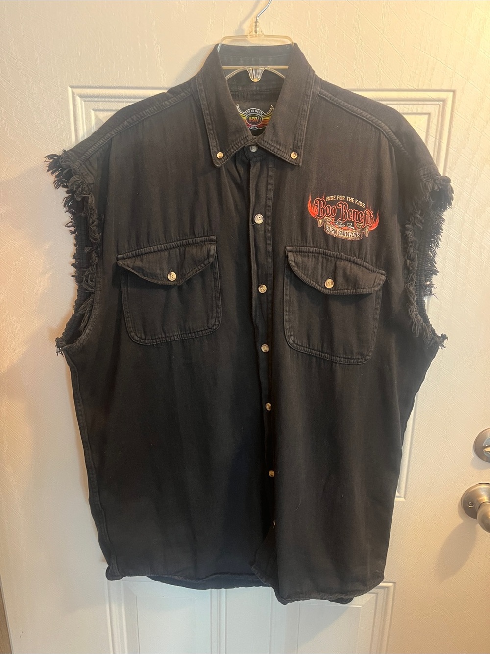 Men's Black Sleeveless Denim Shirt Jacket with Logo Size XL